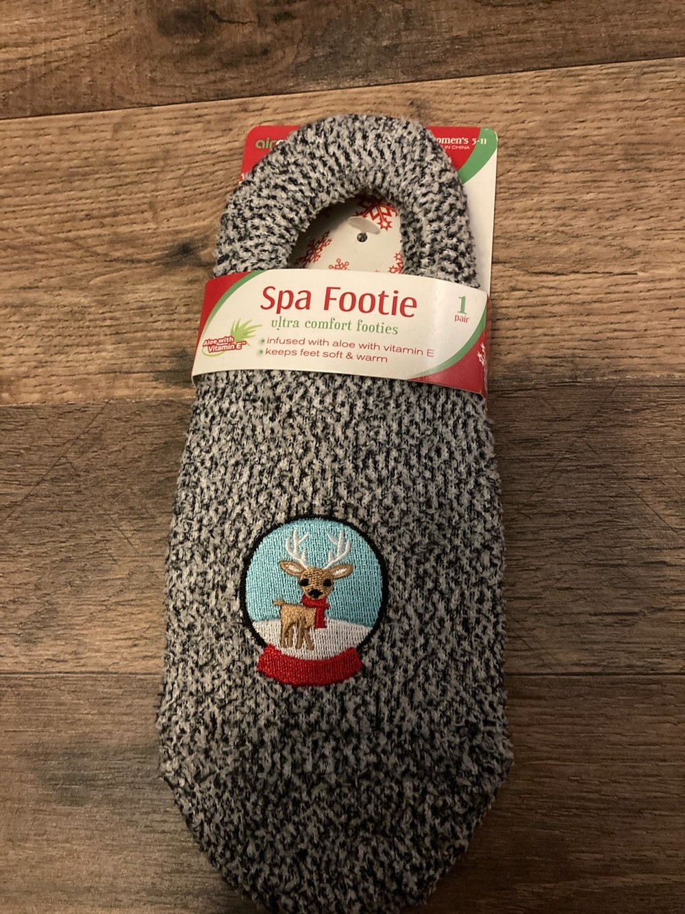 Women's Gray Cozy Slip-On Slippers